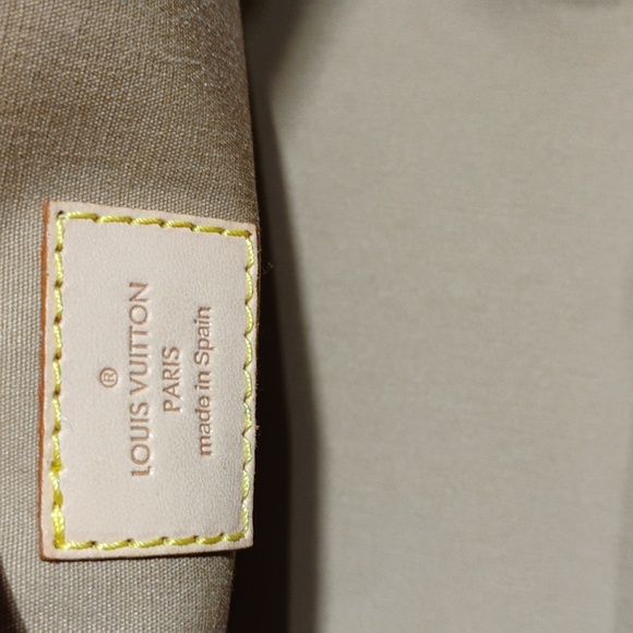 LAST DROP! Louis Vuitton Roxbury Drive Monogram Leather Bag W Strap/Dust Bag - Picture 11 of 13